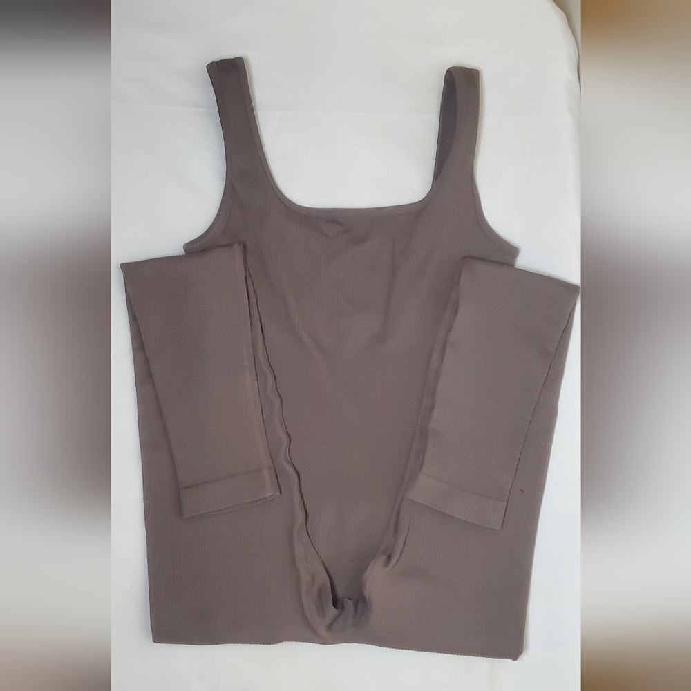 Giulia Size S Brown Sleeveless Ribbed Jumpsuit - Picture 6 of 7